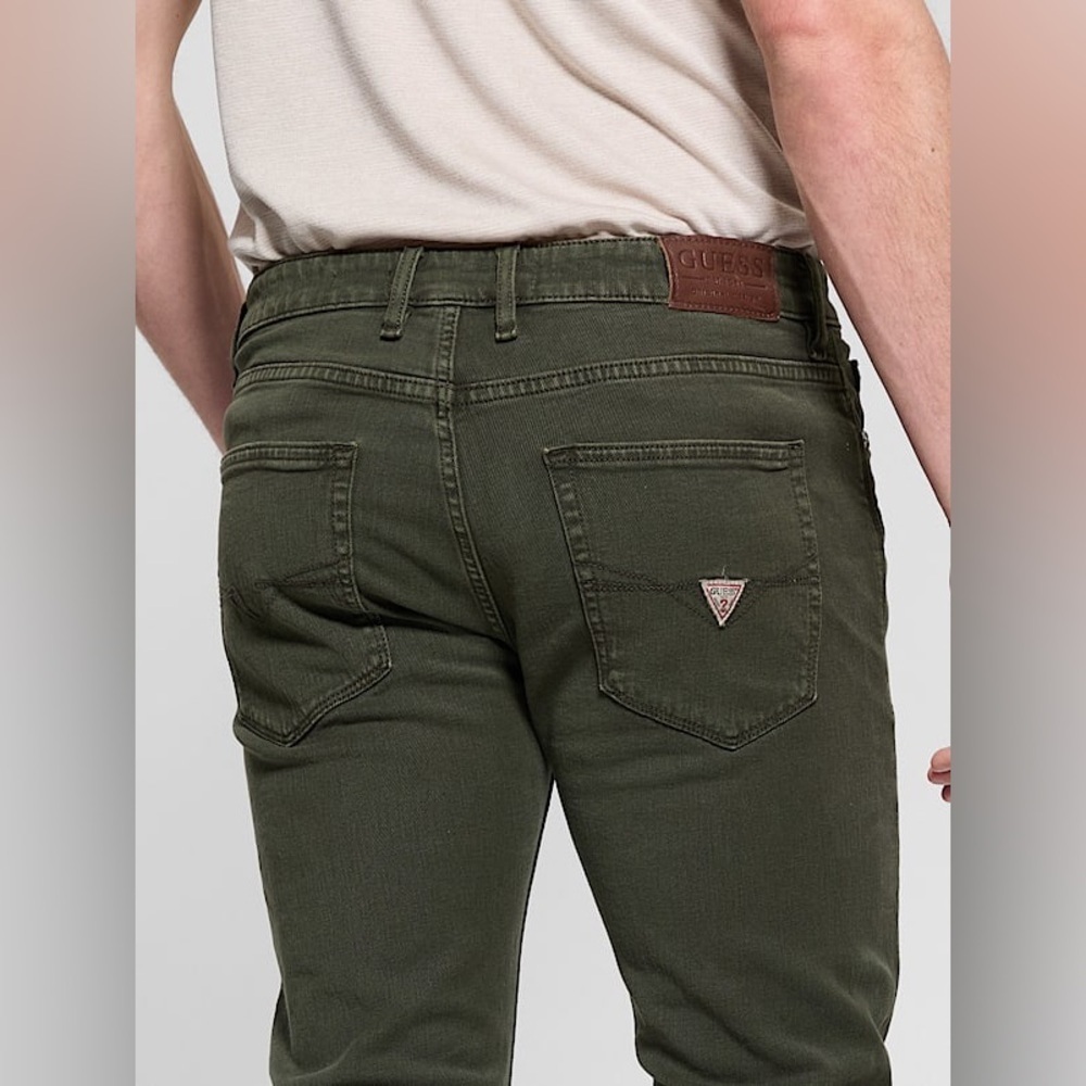New GUESS Men's Forest Green Slim Jeans Sz 32
